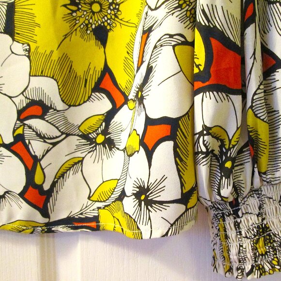 CAbi WOMEN'S MEDIUM SEQUEL BLOUSE PEASANT TOP YELLOW FLORAL TOP - Picture 2 of 3